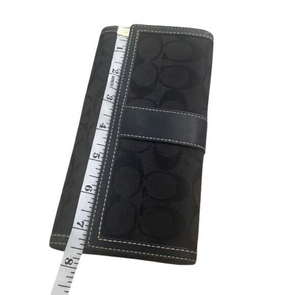 COACH Signature Tri-fold wallet in black, excellent condition - Picture 2 of 8